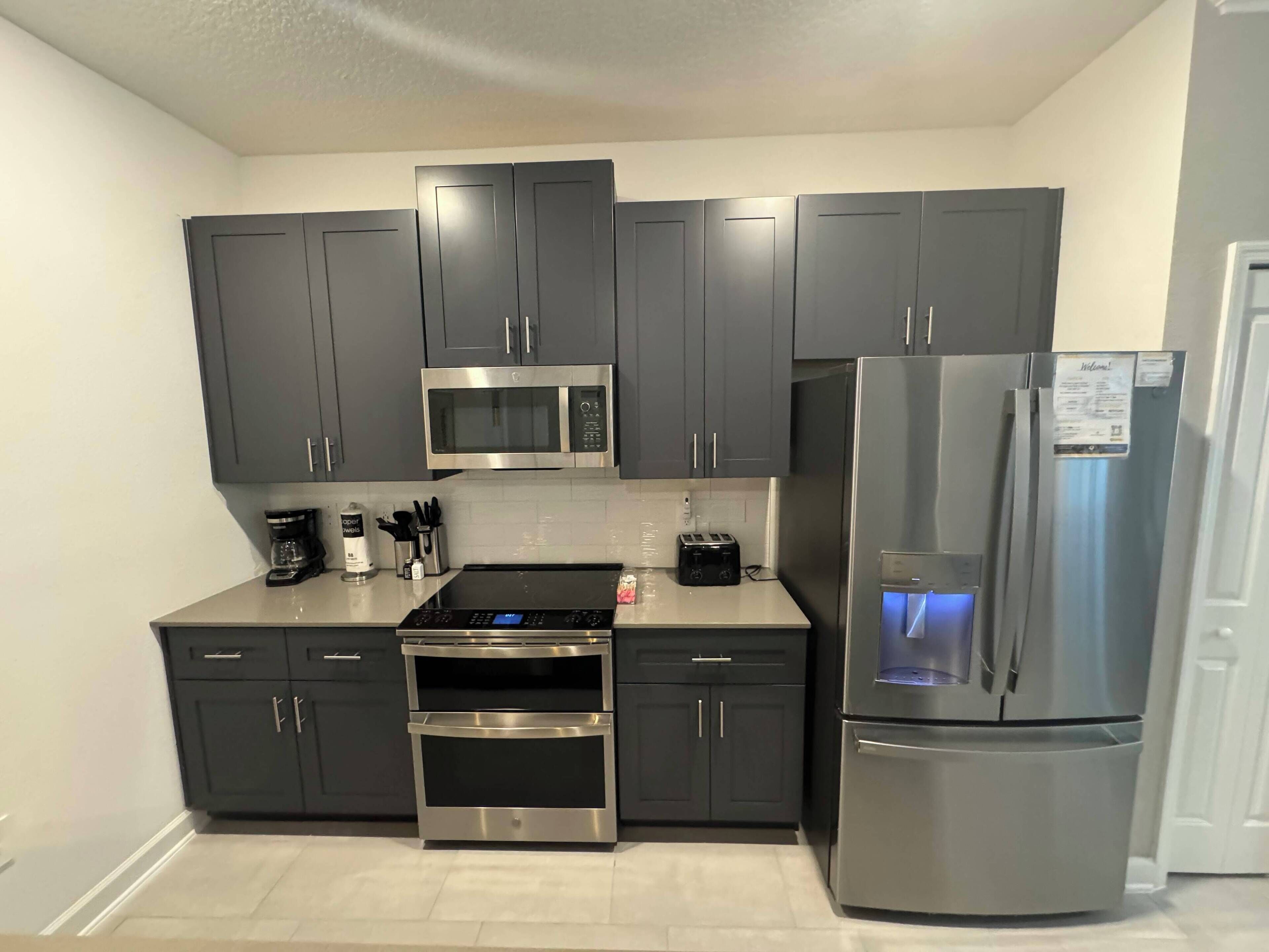 冰箱、微波炉、炉灶、洗碗机