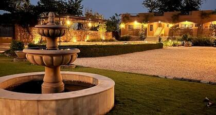Minglanis Farm Jaipur - Plunge Pool & Pet Friendly