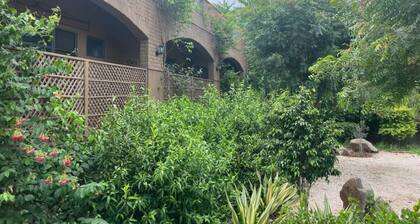 Minglanis Farm Jaipur - Plunge Pool & Pet Friendly