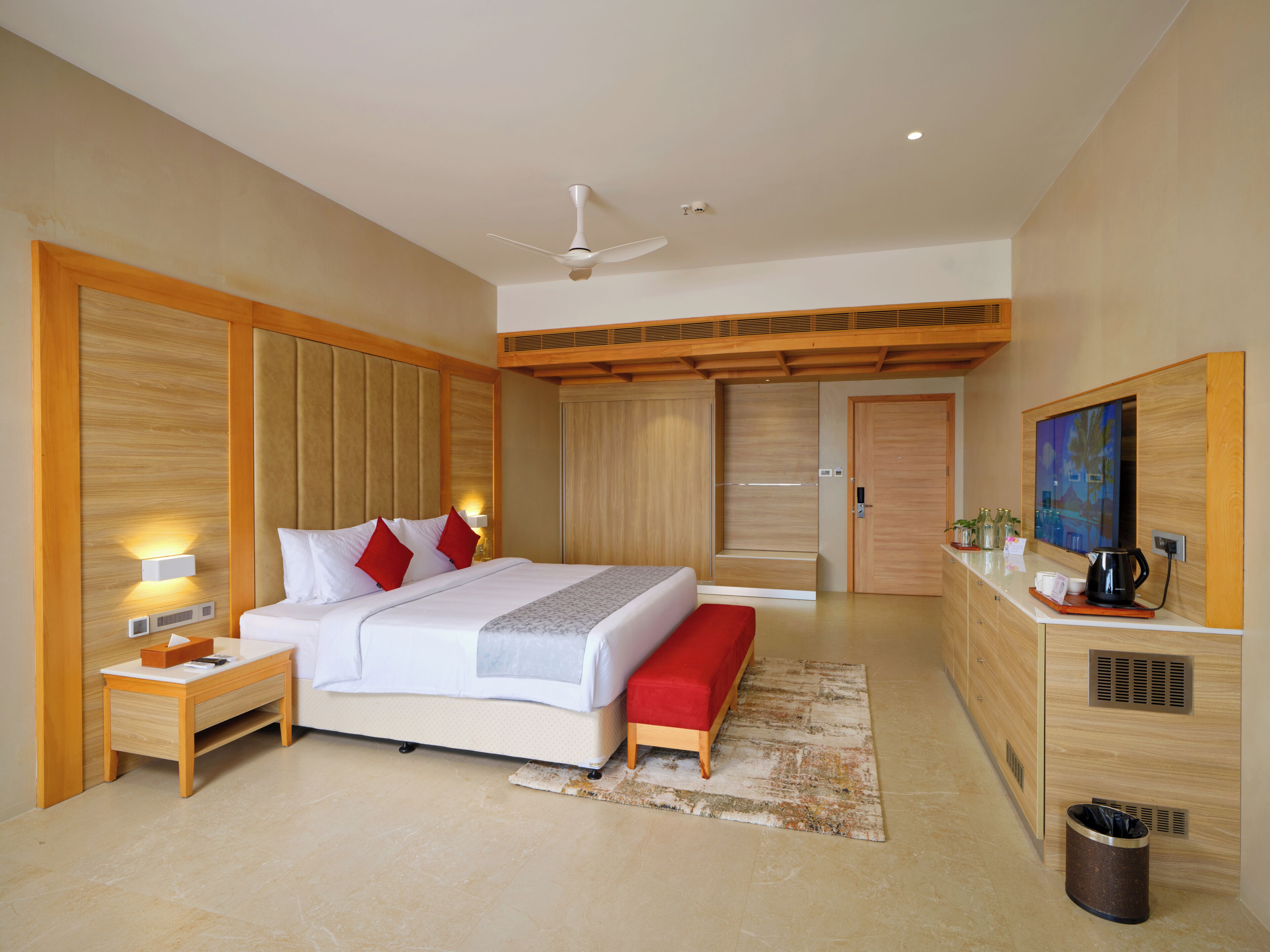 Ropa de cama de alta calidad y minibar 