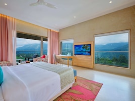 Ropa de cama de alta calidad y minibar