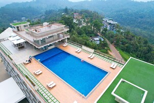 Una piscina techada