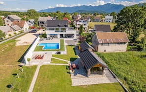 Exterior - Amazing home in Kaniza Gospicka with sauna (Kaniza Gospicka)