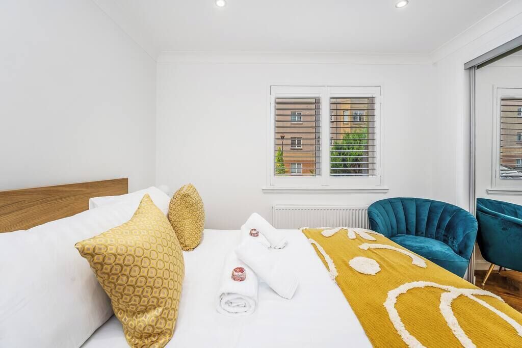 2 室のベッドルーム、アイロン / アイロン台、WiFi、ベッドシーツ