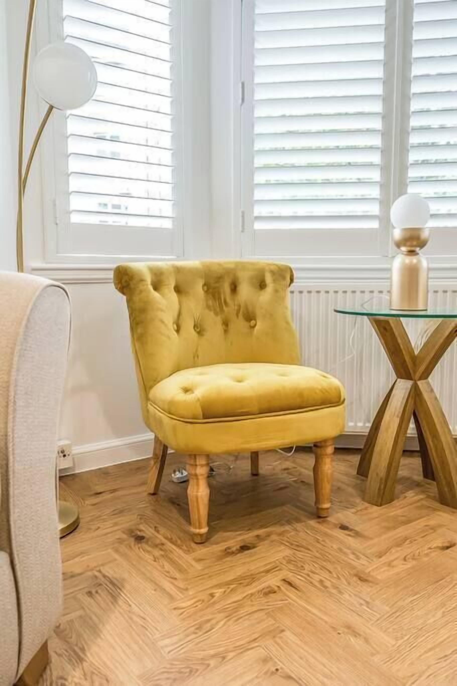 テレビ、書斎 / ワークスペース