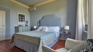 6 Schlafzimmer, Internetzugang, Bettwäsche