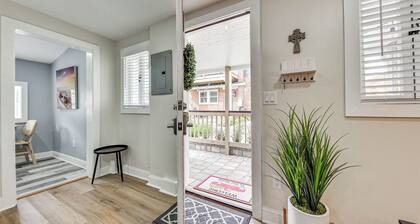 Cozy Jacksonville Cottage, Walkable Location!