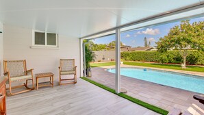 Interior - Bradenton Paradise: Pool, Patio & Putting Green! (Bradenton)