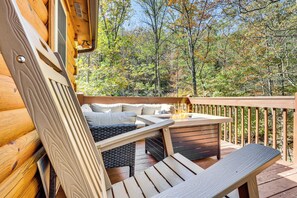 Interior - Wardensville Cabin w/ Hot Tub, Creek & Fire Pit! (Wardensville)