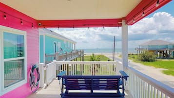 House (3 Bedrooms) | Front of property