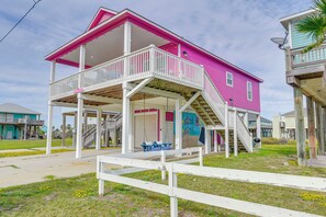 House (3 Bedrooms) | Interior - Steps to Beach: Pet-friendly Crystal Beach Home (Port Bolivar)