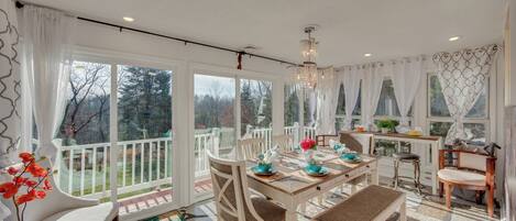 Rumah (5 Bedrooms) | Interior