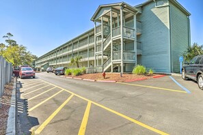 Apartment (2 Bedrooms) | Interior - Walk to Myrtle Beach: Family Condo w/ Balcony (Myrtle Beach)