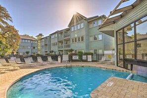 Apartment (2 Bedrooms) | Interior - Walk to Myrtle Beach: Family Condo w/ Balcony (Myrtle Beach)