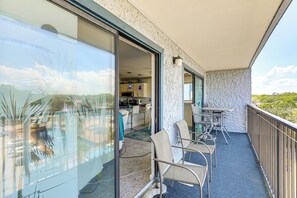 Apartment (2 Bedrooms) | Interior - Walk to Myrtle Beach: Family Condo w/ Balcony (Myrtle Beach)