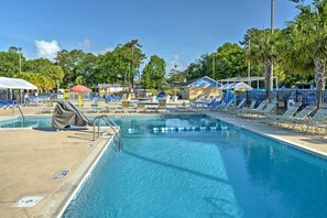 Apartment (2 Bedrooms) | Interior - Walk to Myrtle Beach: Family Condo w/ Balcony (Myrtle Beach)