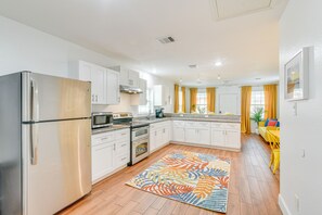 ハウス (2 Bedrooms) | 専用キッチン | ペーパータオル