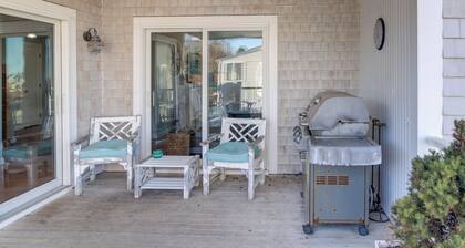 Scituate Vacation Rental - Walk to the Beach!
