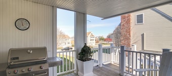Scituate Vacation Rental - Walk to the Beach!