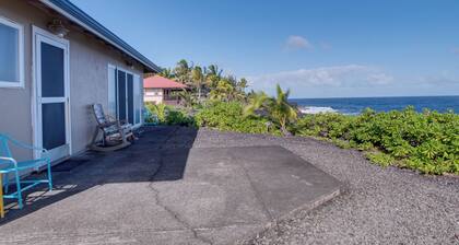 Oceanfront Keaau Gem: Ocean & Sunrise Views, Pool