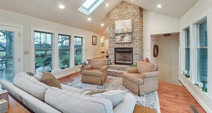Midway Home on 22 Acres Near Bourbon Trail!