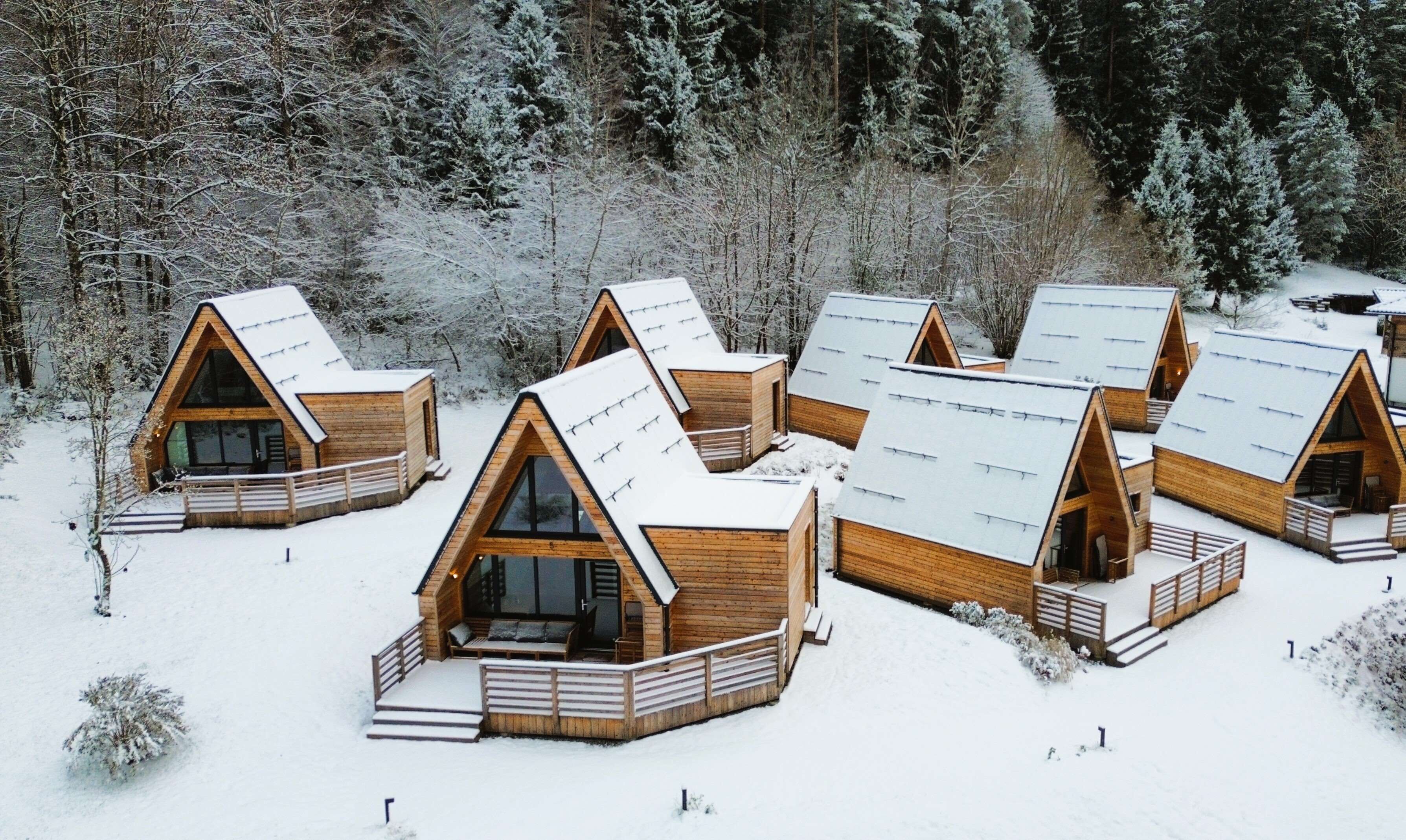 Chaletdorf im Winter