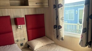 2 bedrooms, iron/ironing board, travel crib, WiFi (free)
