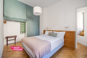 2 chambres, fer et planche Ă repasser, Wi-Fi, draps fournis