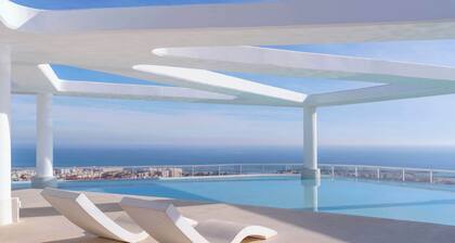 Gran Canet | Walk to Beach | Sea Views | Sauna+Gym