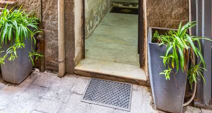 Al Borgo Orefici Apartment by Wonderful Italy