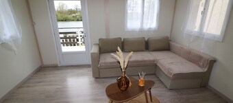 Chalet au Bord de L'eau