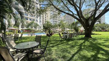 Condo, 3 Bedrooms, Accessible, Smoking | Exterior