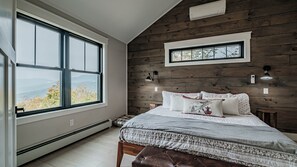 5 bedrooms, WiFi, bed sheets