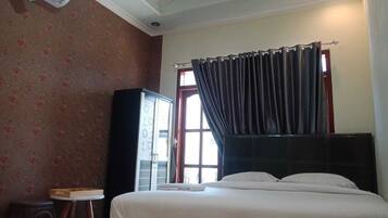 Habitación estándar con 1 cama matrimonial o 2 individuales | Insonorización y wifi gratis