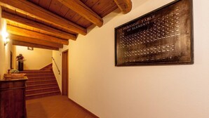 Interior - [★CENTER★] in square with parking, Climate & WiFi (Sirolo)