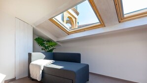 Interior - [★CENTER★] in square with parking, Climate & WiFi (Sirolo)