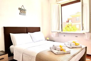 2 bedrooms, WiFi - [FRESH HOUSE]Perfect SEA location and parking space (Porto Recanati)