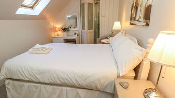 6 bedrooms, individually decorated, individually furnished, free WiFi