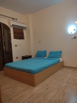 โต๊ะทำงาน, Wi-Fi ฟรี