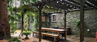 Daweswood, Patterdale - a cottage that sleeps 10 guests in 5 bedrooms