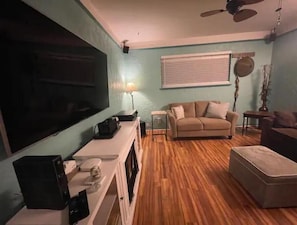 Smart TV, books