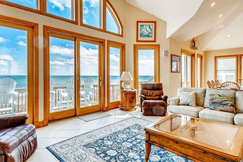 Beachfront Hatteras Estate with Pool and Spa!