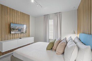 5 slaapkamers, een strijkplank/strijkijzer, reisbedje, gratis wifi