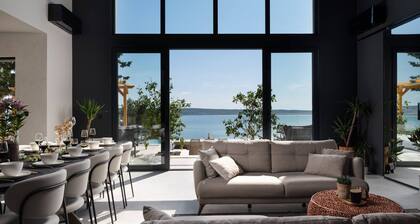 Luxury Beachfront Villa Sea Milady - Pool, Zadar