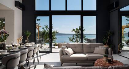 Luxury villa Sea Milady Zadar with heated pool, sauna, jacuzzi in Starigrad