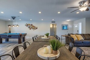 Spielezimmer