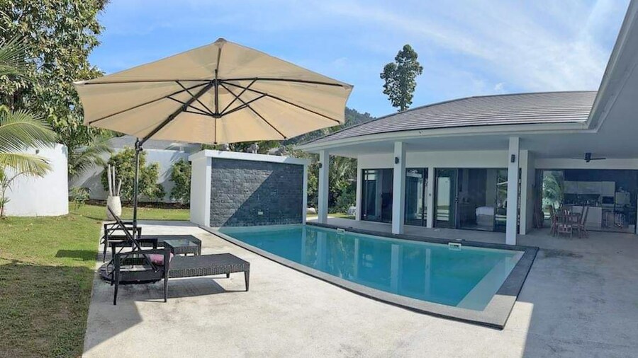 Maret Pool Villa Samui มะเร็ต พูลวิลล่า สมุย