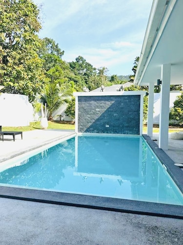 Maret Pool Villa Samui มะเร็ต พูลวิลล่า สมุย