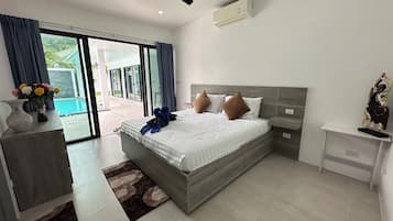 Familienvilla, eigener Pool | 3 Schlafzimmer, kostenloses WLAN