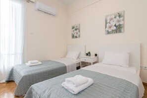 Luxury Apartment | 2 bedrooms, in-room safe, blackout curtains, iron/ironing board - Phaedrus Living: City Center Flat Michalakopoulou (Athens)